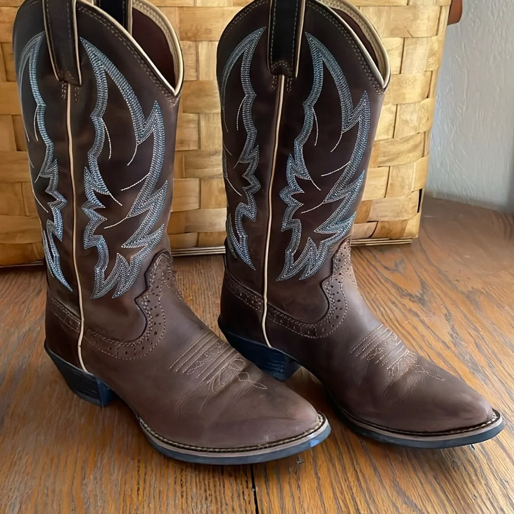Justin Women's Calimero Western Boots - Distressed Chocolate (Size 7.5C) - Picture 1 of 6